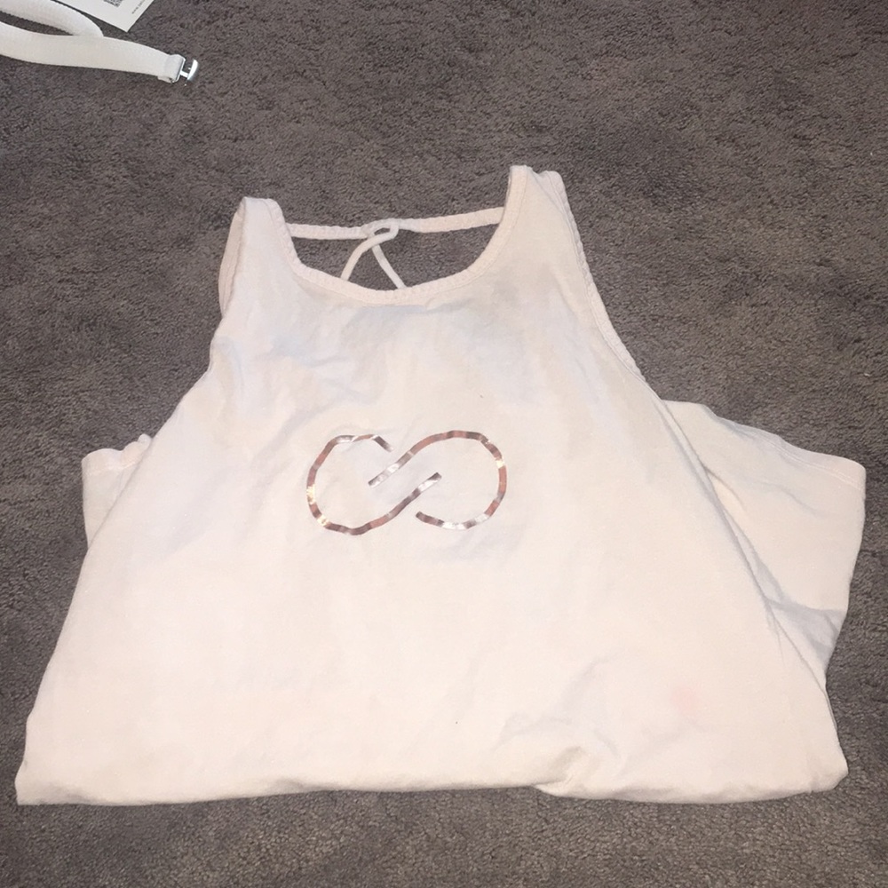Calia tank